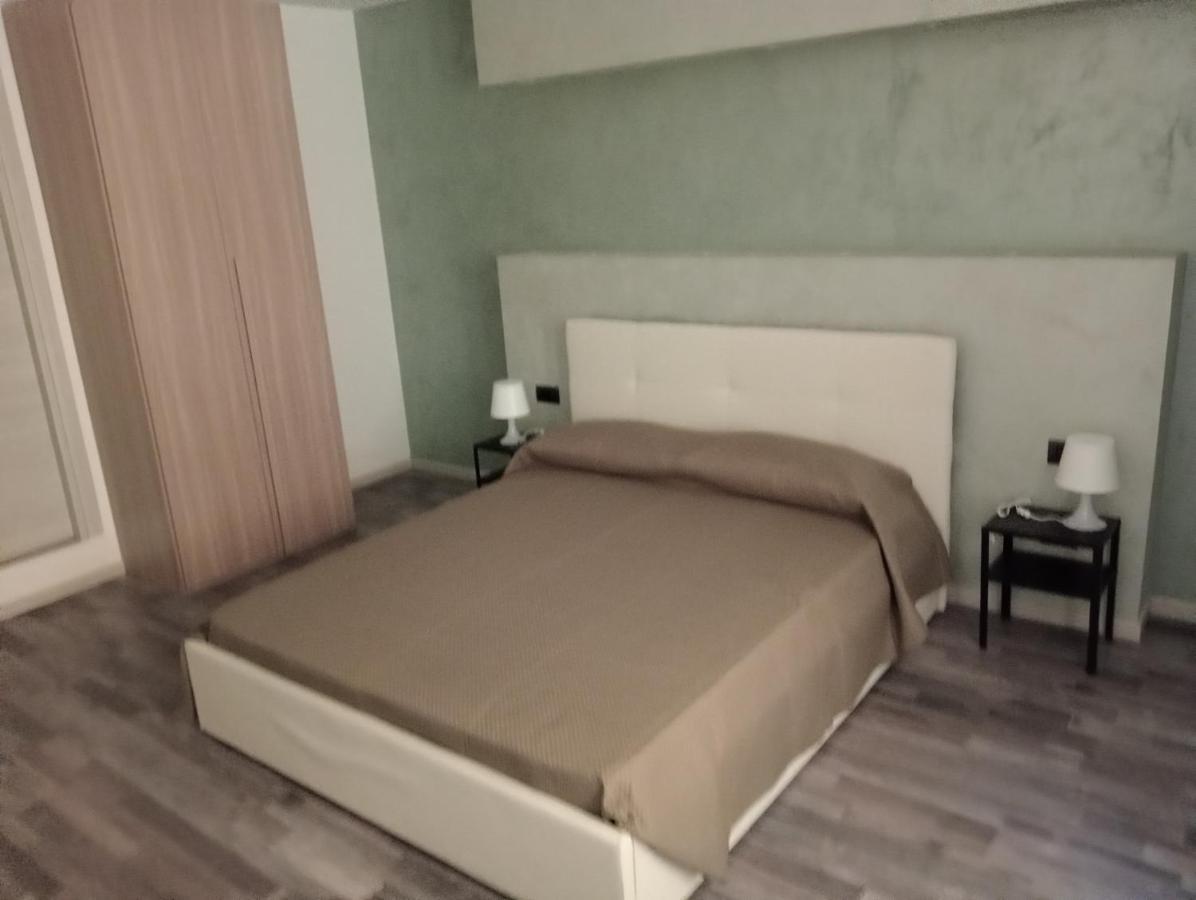 Santiago Rooms Caltagirone Extérieur photo