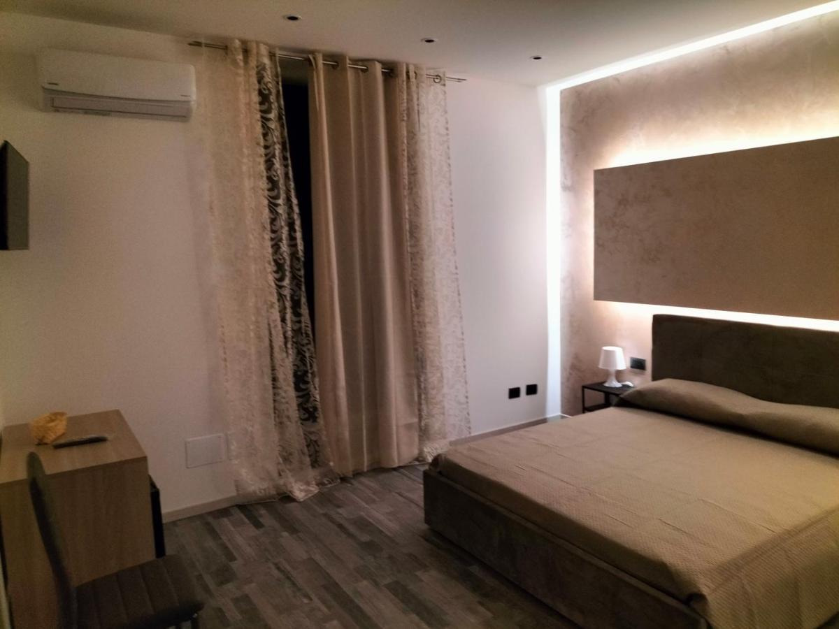 Santiago Rooms Caltagirone Extérieur photo